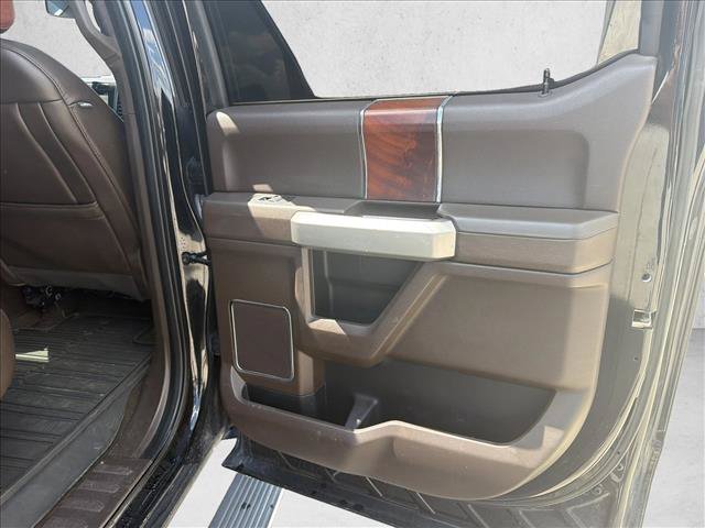 Used 2019 Ford F150 King Ranch w/ Equipment Group 601A Luxury AWD/4WD image 23