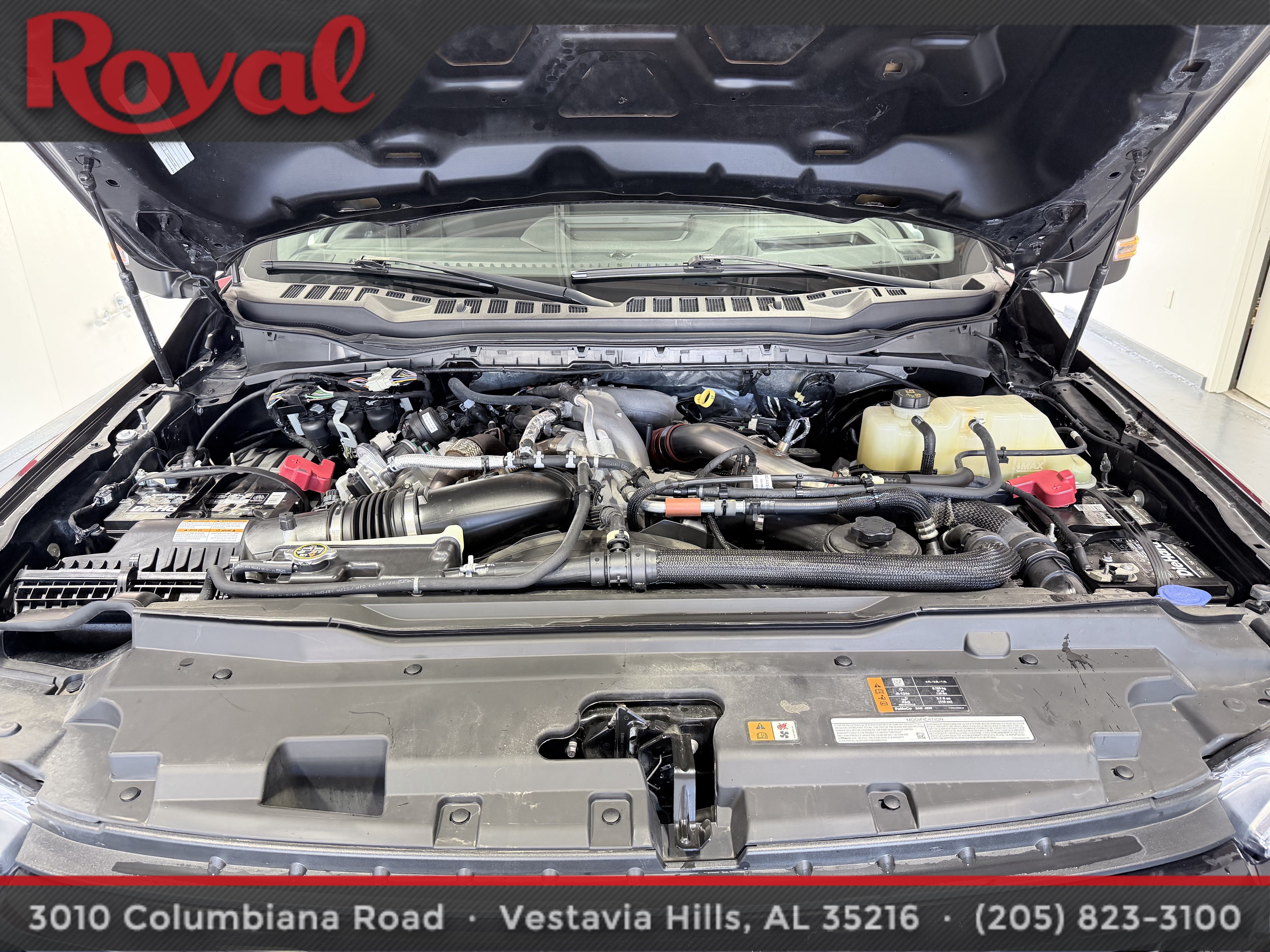 Used 2023 Ford F250 Lariat w/ Lariat Ultimate Package AWD/4WD image 8