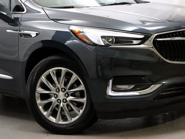 Used 2020 Buick Enclave Premium w/ Sun and Sites Package image 3