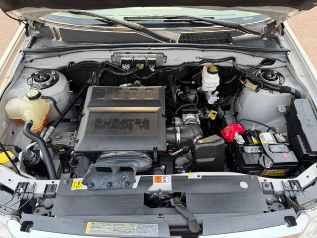 Used 2010 Ford Escape XLT AWD/4WD image 31