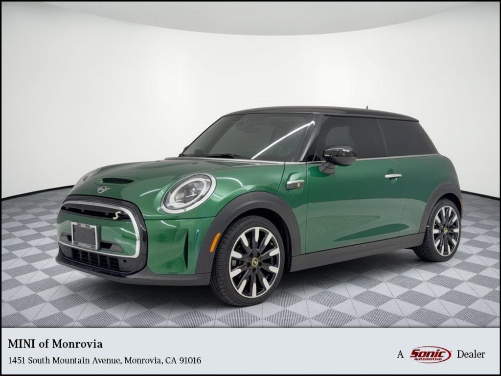 Used 2024 MINI Cooper SE FWD image 1