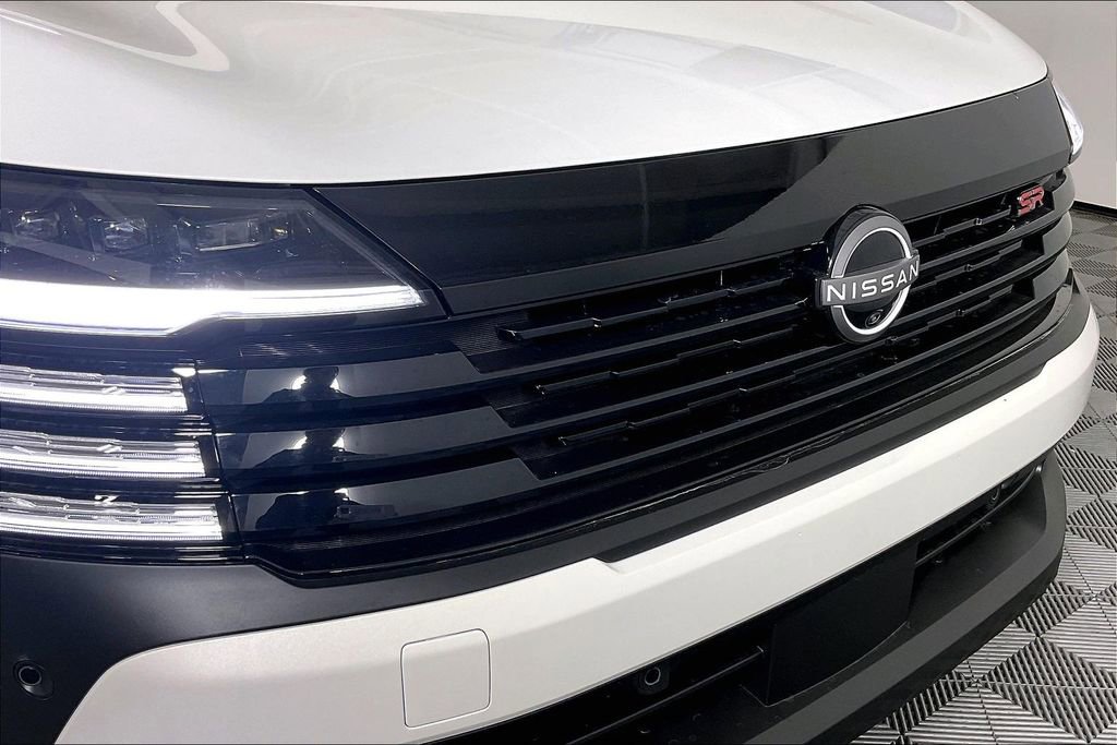 New 2026 Nissan Kicks SR w/ SR Premium Package image 33