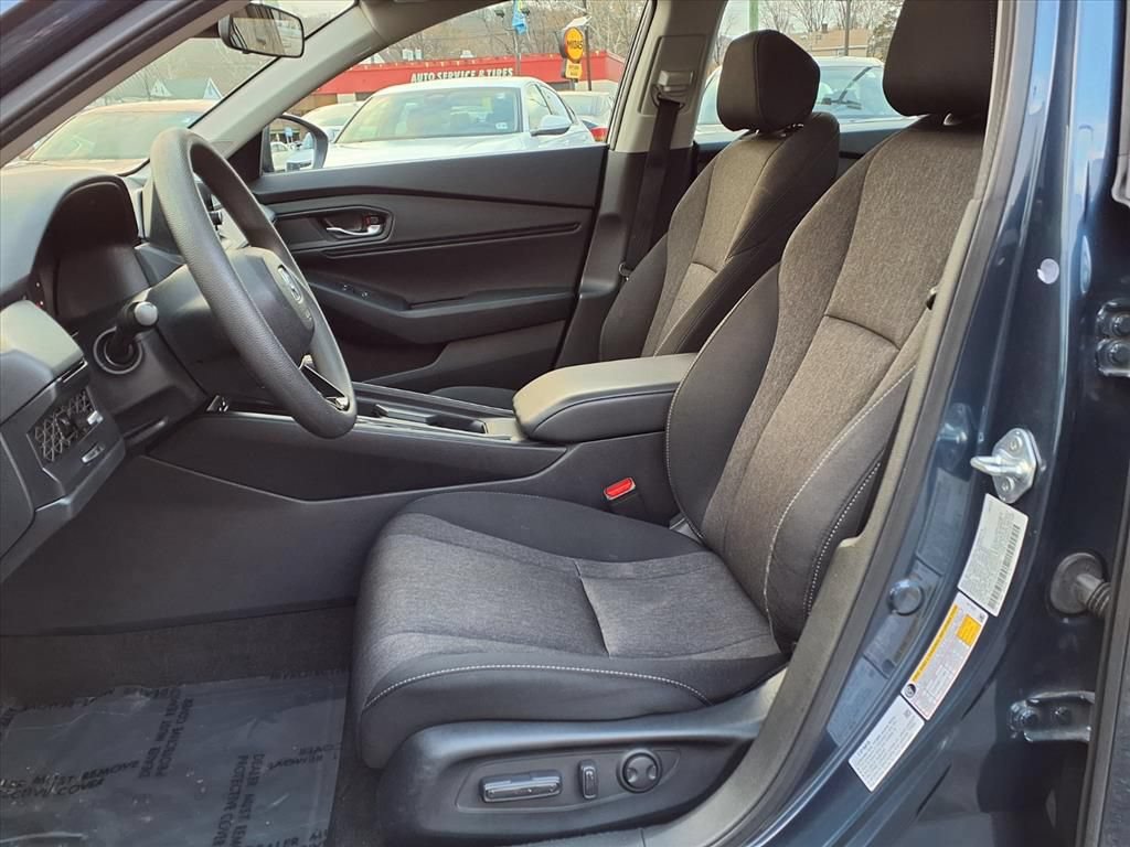 Used 2024 Honda Accord EX image 16