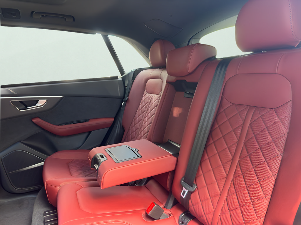 New 2026 Audi SQ8 Premium Plus AWD/4WD image 37