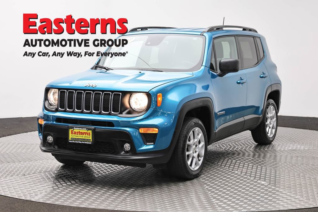 Used 2022 Jeep Renegade Latitude w/ Convenience Group AWD/4WD image 1