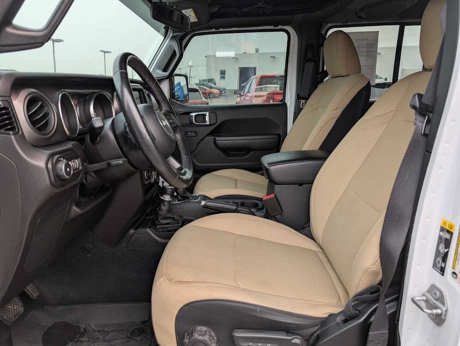 Used 2022 Jeep Wrangler Unlimited Sport AWD/4WD image 4