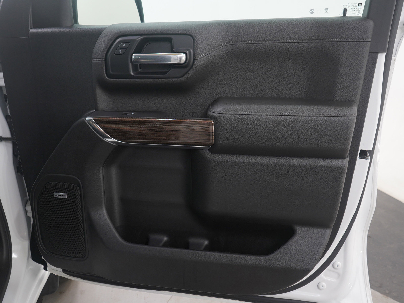 Used 2020 Chevrolet Silverado 1500 RST image 13