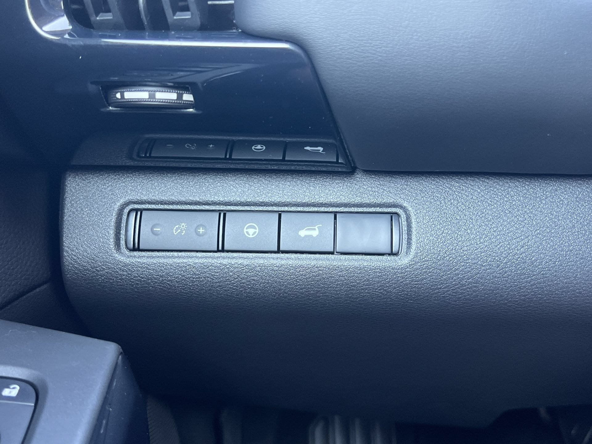 New 2026 Nissan Pathfinder SV FWD image 13