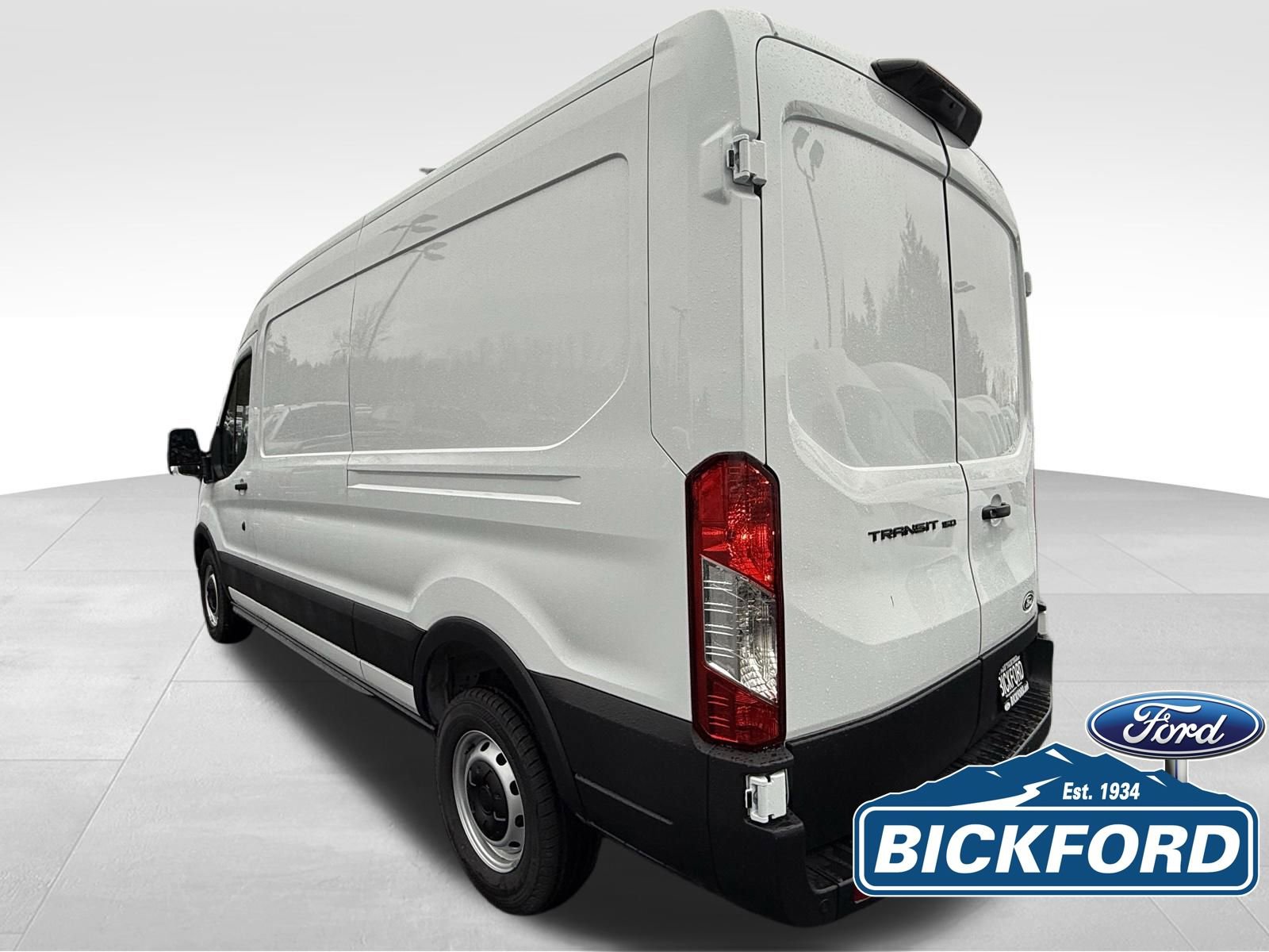 New 2026 Ford Transit 150 148 Medium Roof RWD image 10