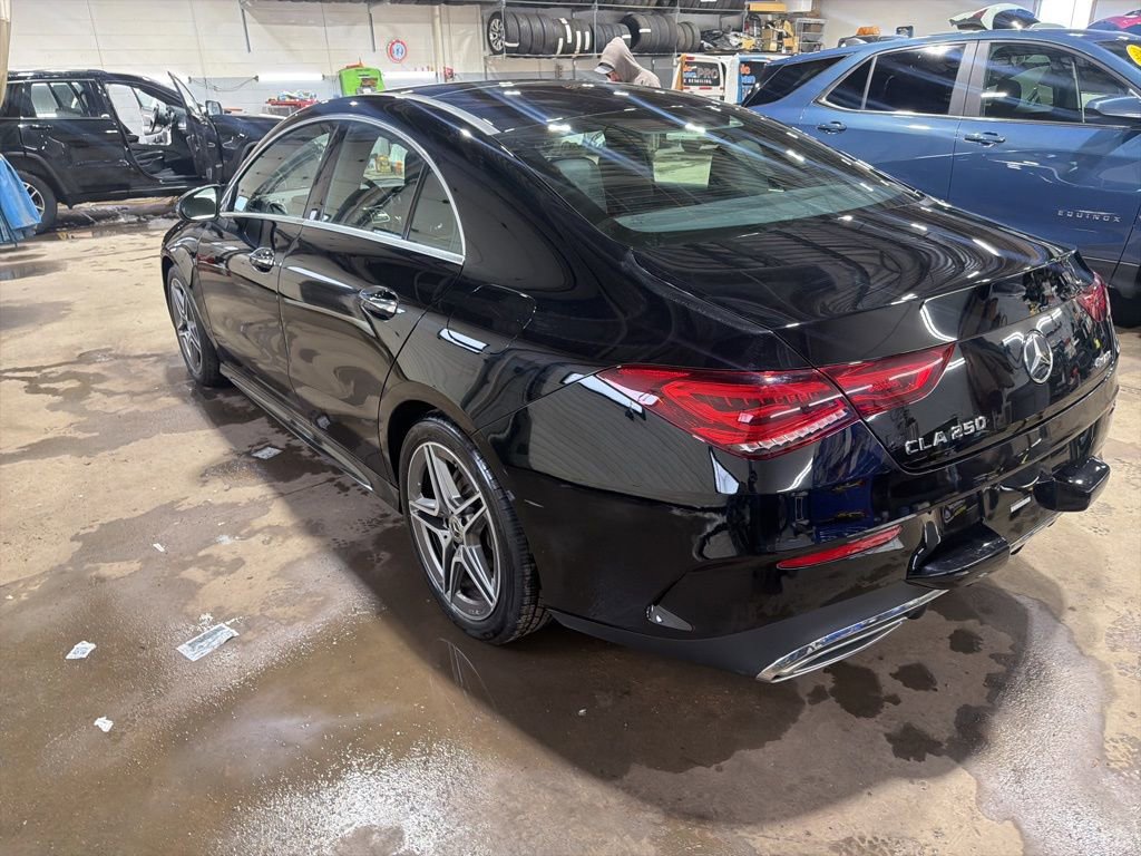 Used 2023 Mercedes-Benz CLA 250 4MATIC image 5