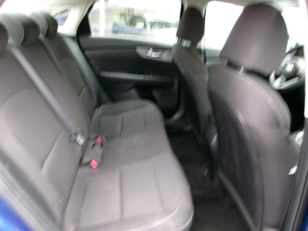 Used 2021 Kia Forte LXS image 15