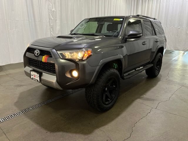 Certified 2019 Toyota 4Runner TRD Off-Road Premium AWD/4WD image 8