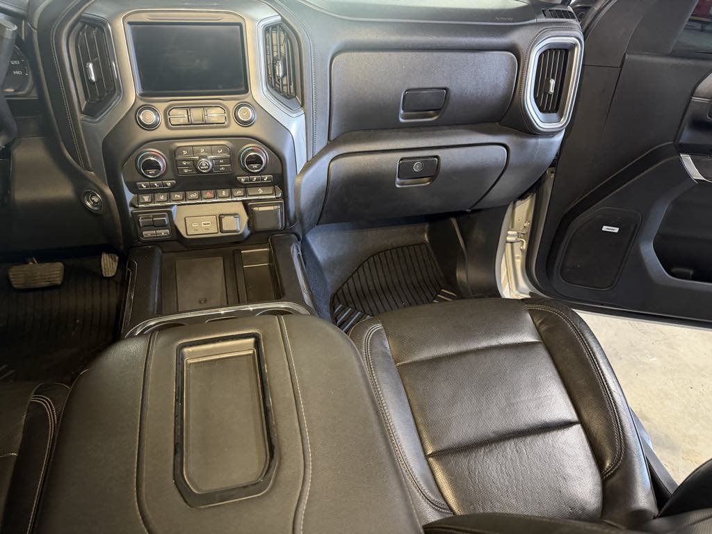 Used 2020 Chevrolet Silverado 2500 LTZ w/ LTZ Premium Package AWD/4WD image 19