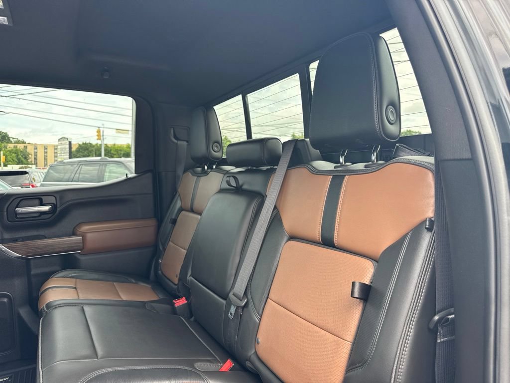Used 2020 Chevrolet Silverado 1500 High Country w/ Technology Package AWD/4WD image 23