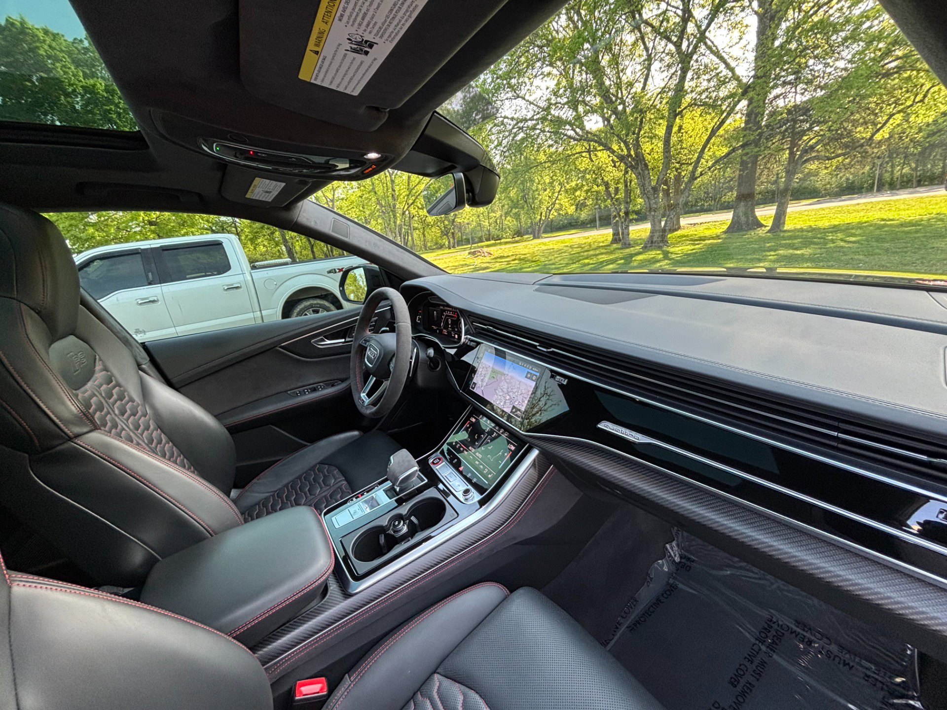 Used 2023 Audi RS Q8 w/ Black Optic Package image 25