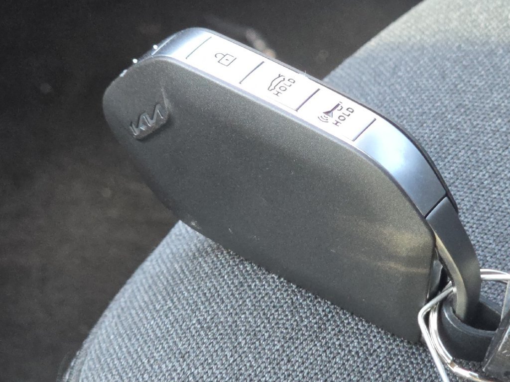 Used 2025 Kia K4 FWD image 31