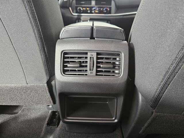 New 2026 Nissan Rogue S image 36