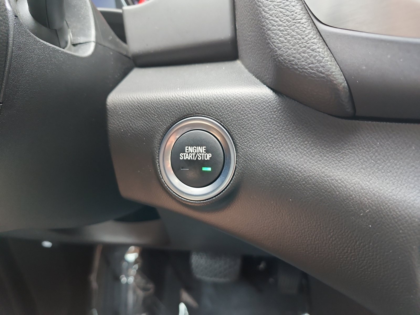 Used 2022 GMC Terrain SLT w/ Infotainment Package II AWD/4WD image 21