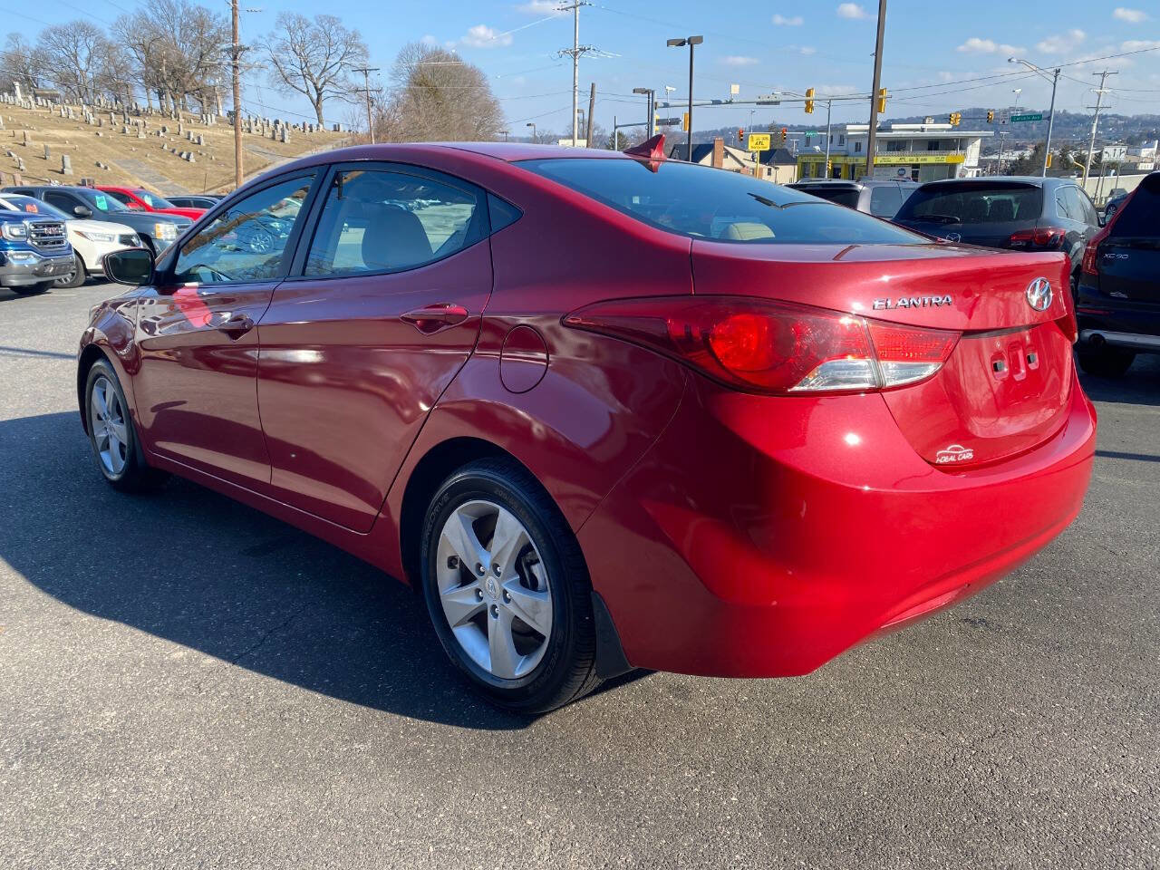 Used 2013 Hyundai Elantra GLS w/ Preferred Pkg image 5