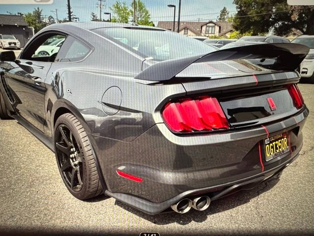 Used 2016 Ford Mustang Shelby GT350R w/ GT350R Equipment Group 920A image 7