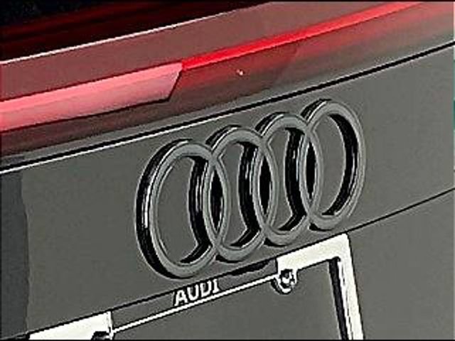 New 2027 Audi Q8 Premium Plus AWD/4WD image 9