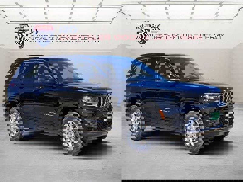 New 2025 Jeep Grand Cherokee Laredo X w/ Luxury Tech Group I