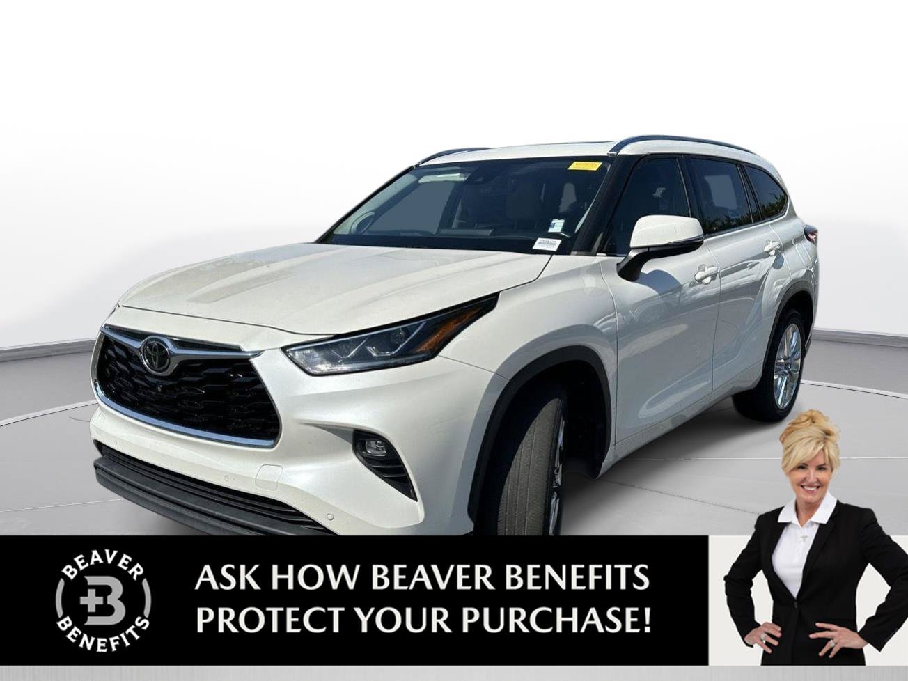 Used 2021 Toyota Highlander Limited FWD image 1