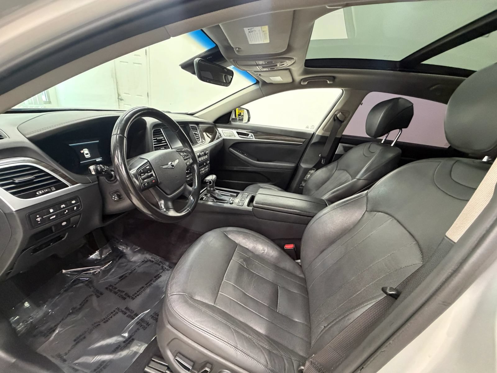 Used 2018 Genesis G80 3.8 w/ Option Group 02 RWD image 14