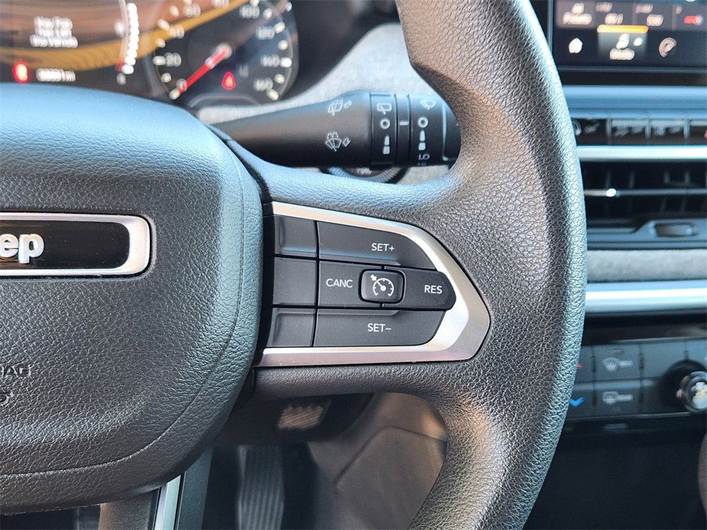 Used 2022 Jeep Compass Sport image 17