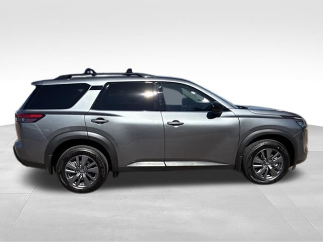 Certified 2026 Nissan Pathfinder SV AWD/4WD image 13