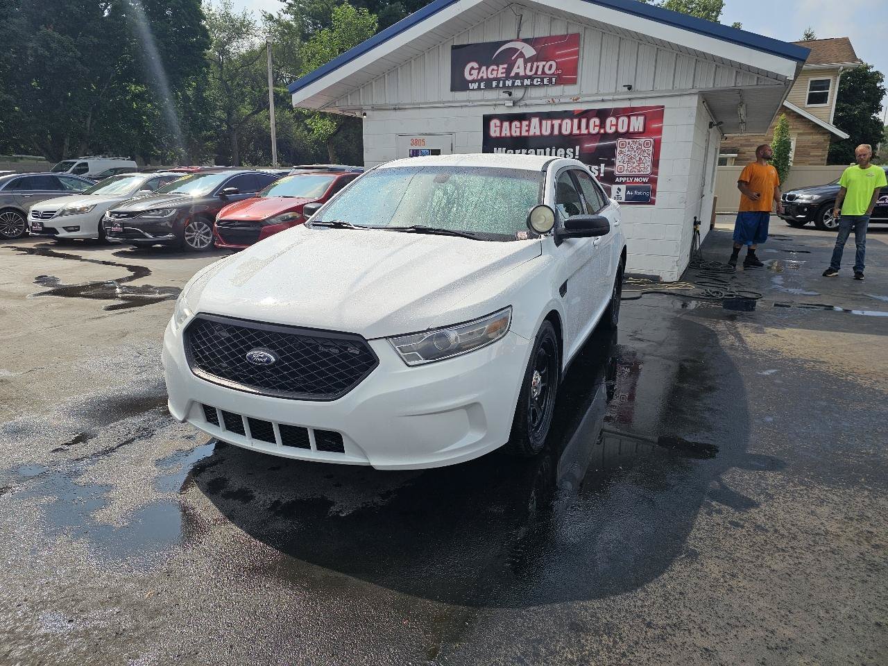 Used 2017 Ford Taurus Police Interceptor AWD w/ Ready For The Road Package image 4