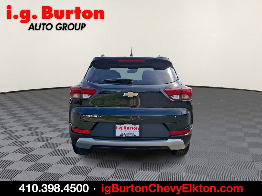 Used 2023 Chevrolet TrailBlazer LT w/ Convenience Package image 5