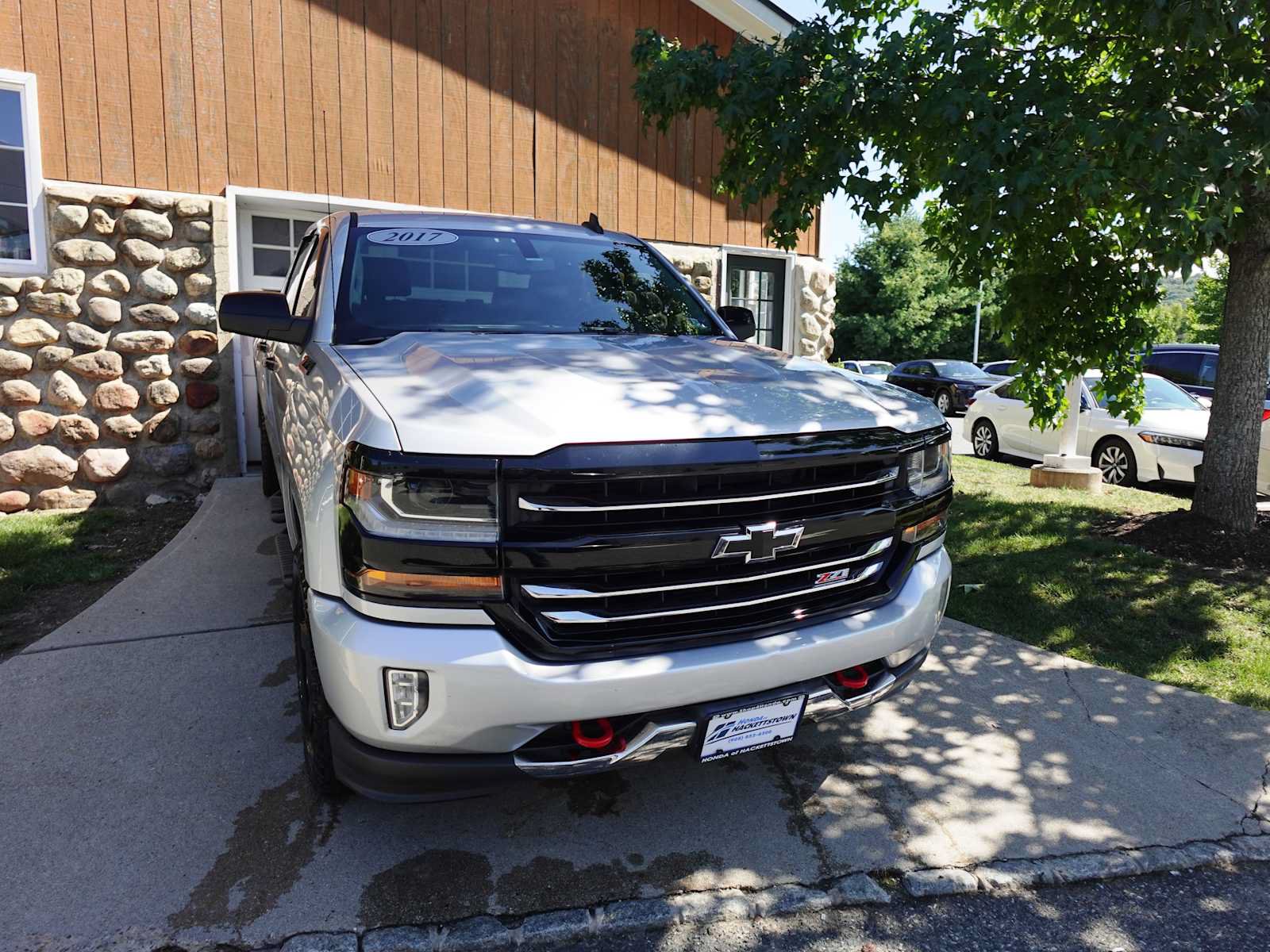 Used 2017 Chevrolet Silverado 1500 LT w/ Redline Edition AWD/4WD image 3