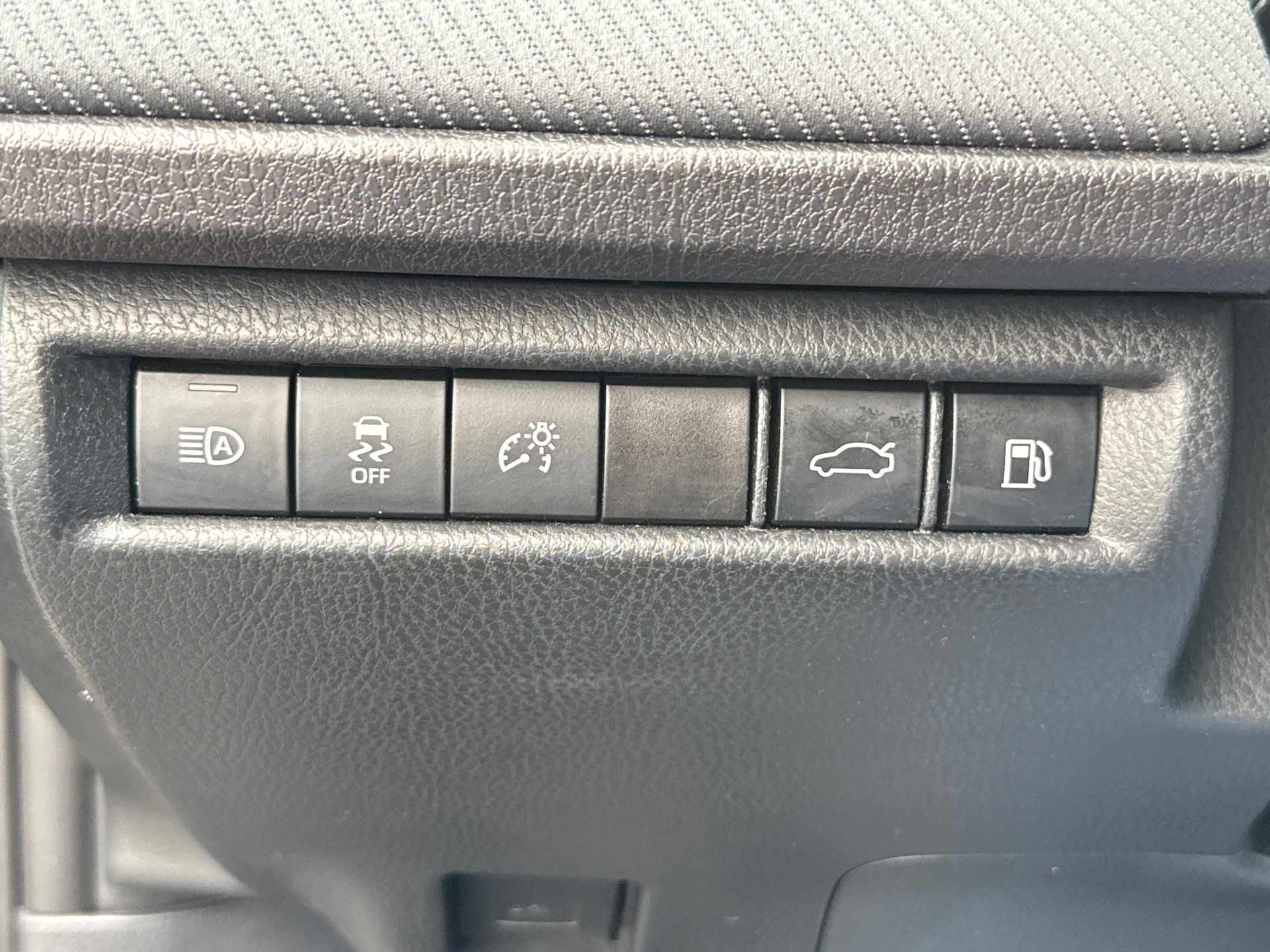 Certified 2025 Toyota Camry SE FWD image 26