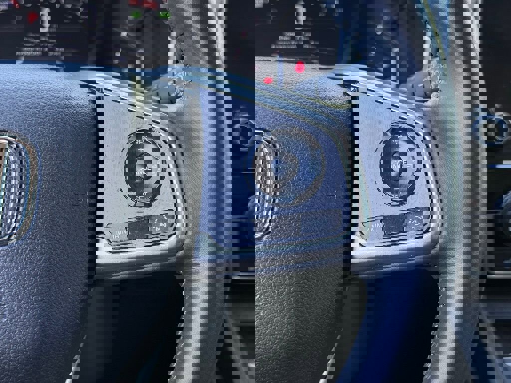 Used 2019 Honda CR-V Touring image 32