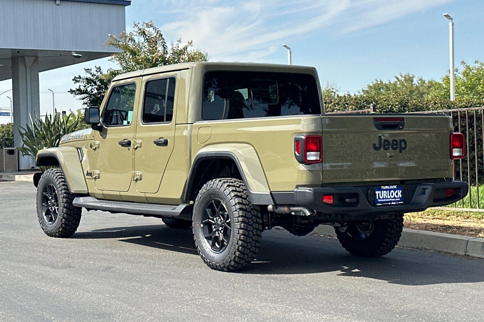 New 2025 Jeep Gladiator Sport image 6