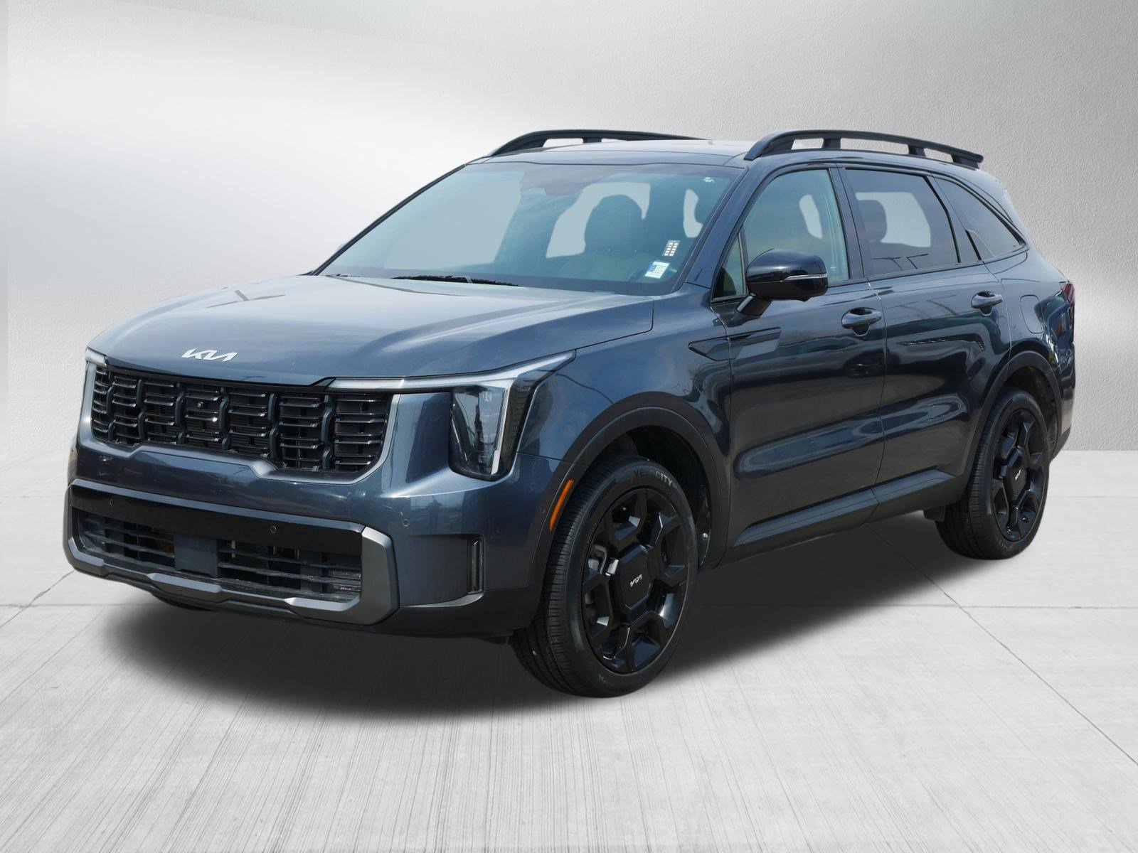 Certified 2024 Kia Sorento SX Prestige w/ Olive Brown Leather Package image 3