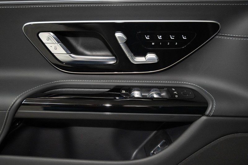 New 2026 Mercedes-Benz SL 55 AMG 4MATIC image 18