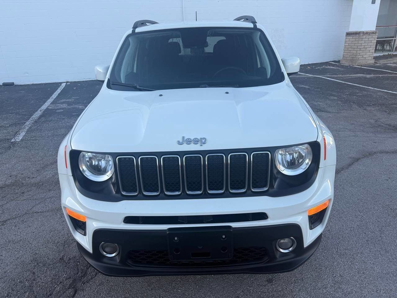 Used 2020 Jeep Renegade Latitude FWD image 2