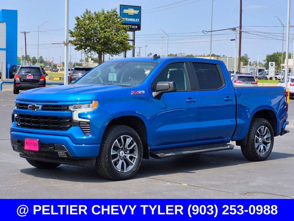 Used 2023 Chevrolet Silverado 1500 RST AWD/4WD image 3