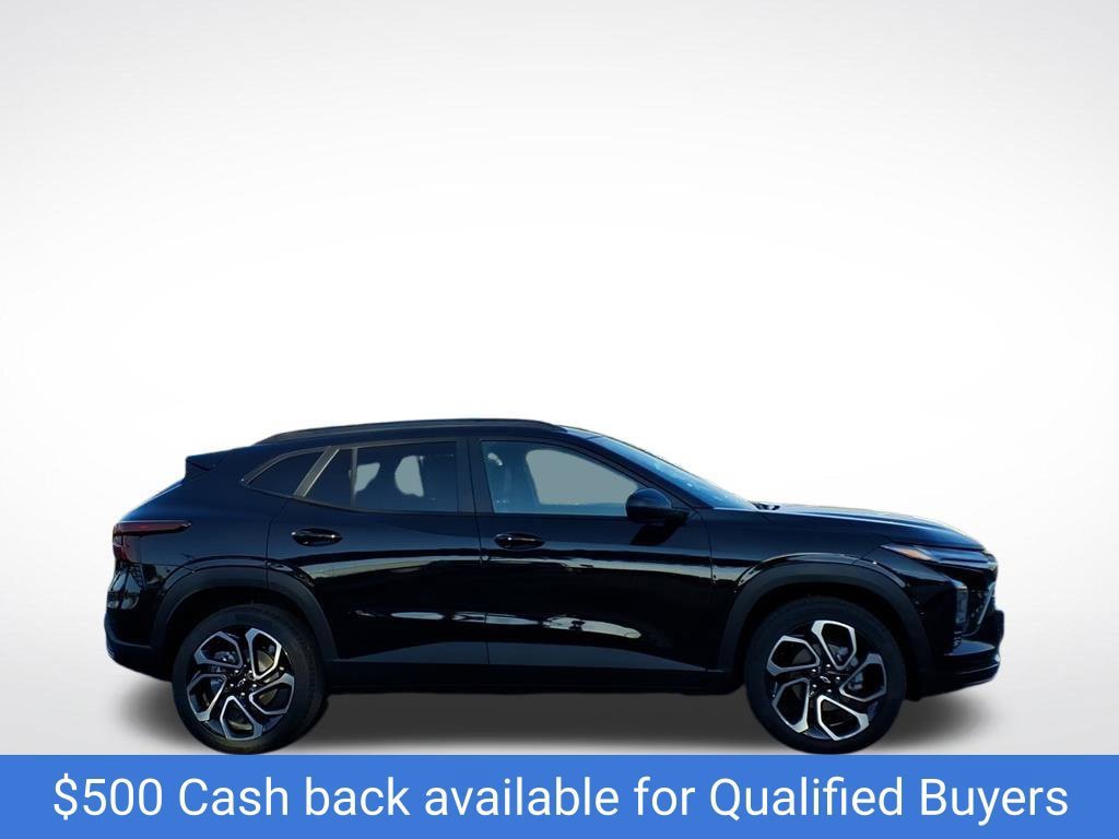 New 2026 Chevrolet Trax RS w/ Driver Confidence Package FWD image 2