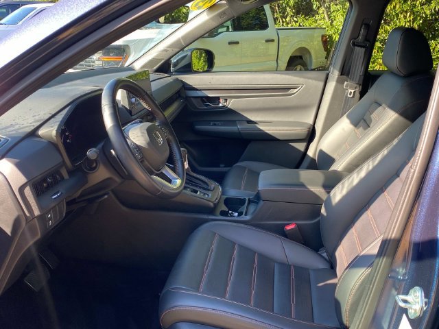 Used 2025 Honda CR-V Sport-L image 11