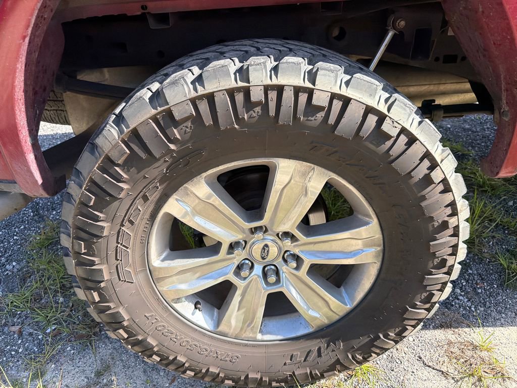 Used 2016 Ford F150 Lariat w/ Equipment Group 501A Mid image 15