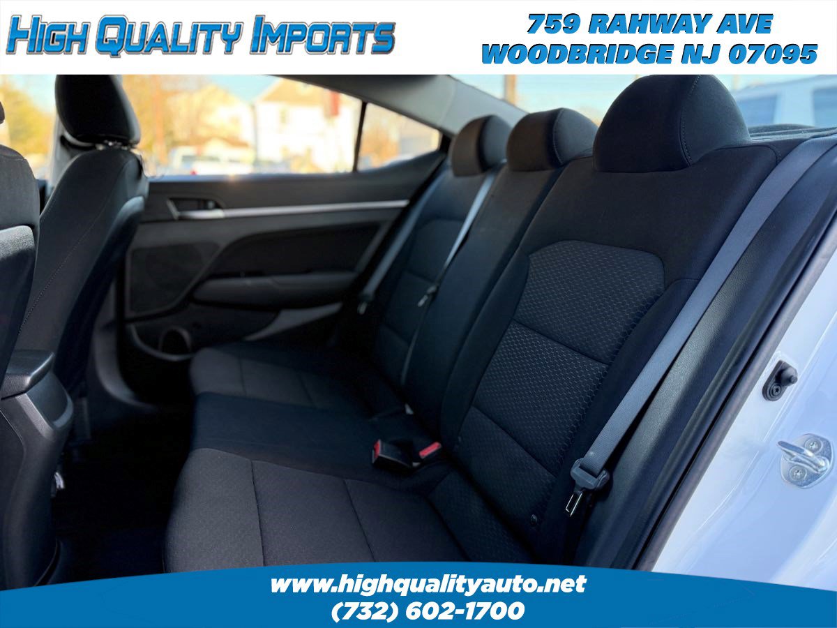 Used 2020 Hyundai Elantra SEL w/ Cargo Package (C1) image 16