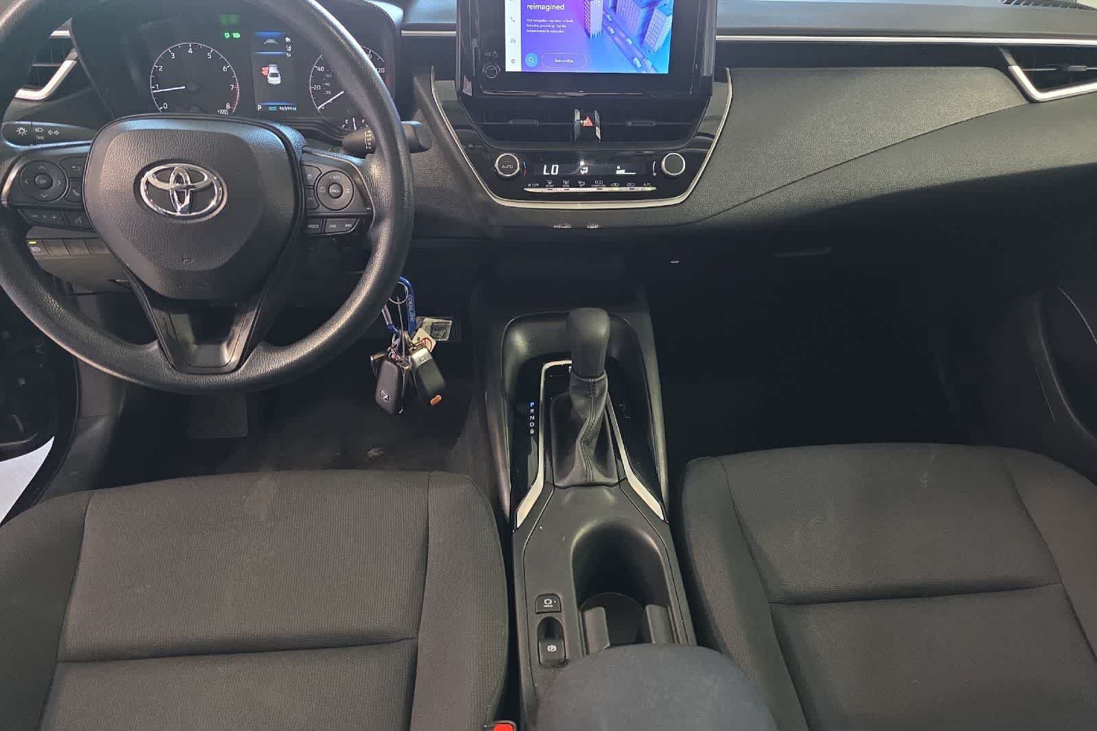 Used 2024 Toyota Corolla LE FWD image 4