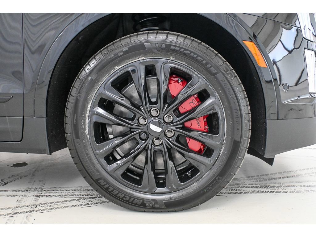 New 2026 Cadillac XT5 Sportv w/ LPO, Onyx Lite Package image 8