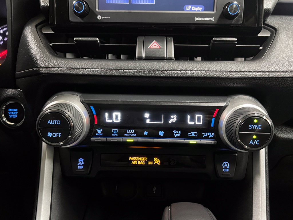 Certified 2022 Toyota RAV4 XLE w/ Convenience Package FWD image 29