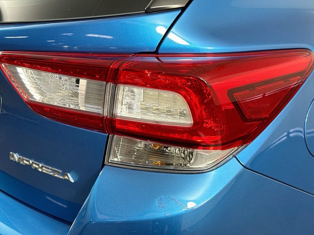 Used 2019 Subaru Impreza 2.0i Limited w/ Popular Package #2 AWD/4WD image 32