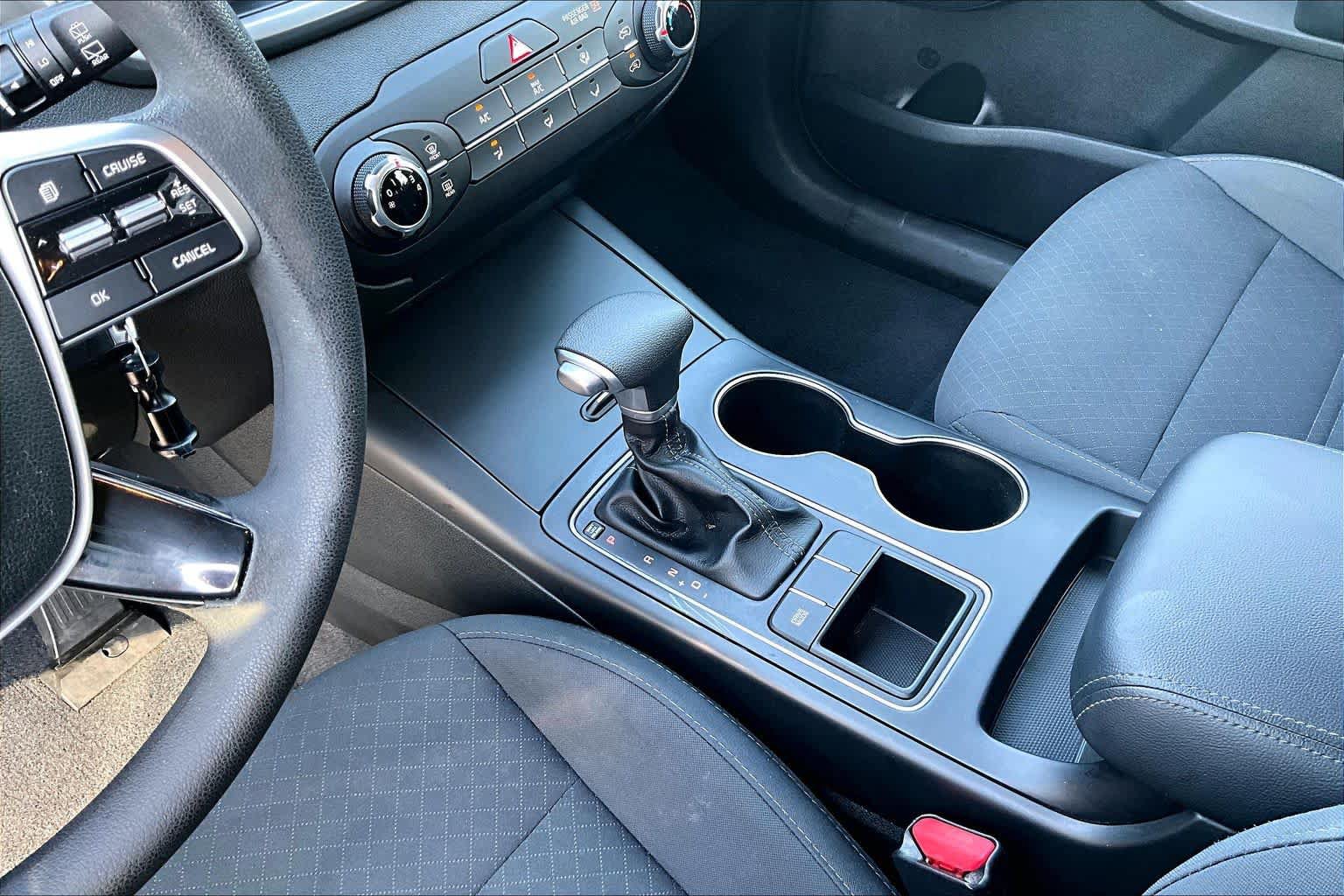 Used 2019 Kia Sorento L FWD image 16