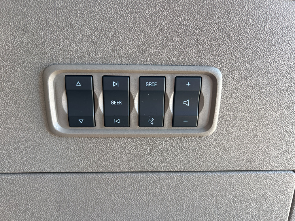 Used 2015 GMC Acadia Denali image 18